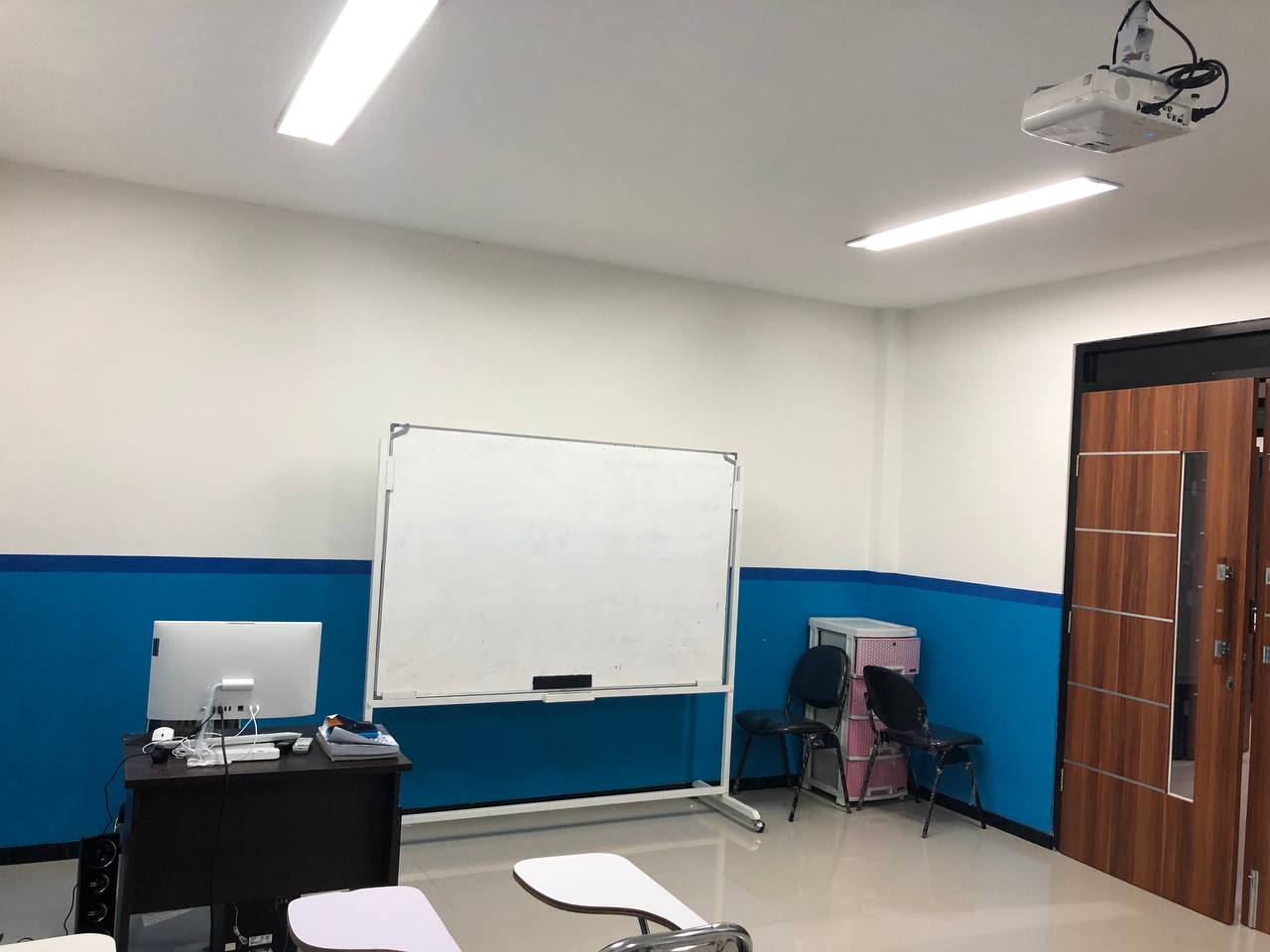 Ruang Kelas Nyaman & Full AC